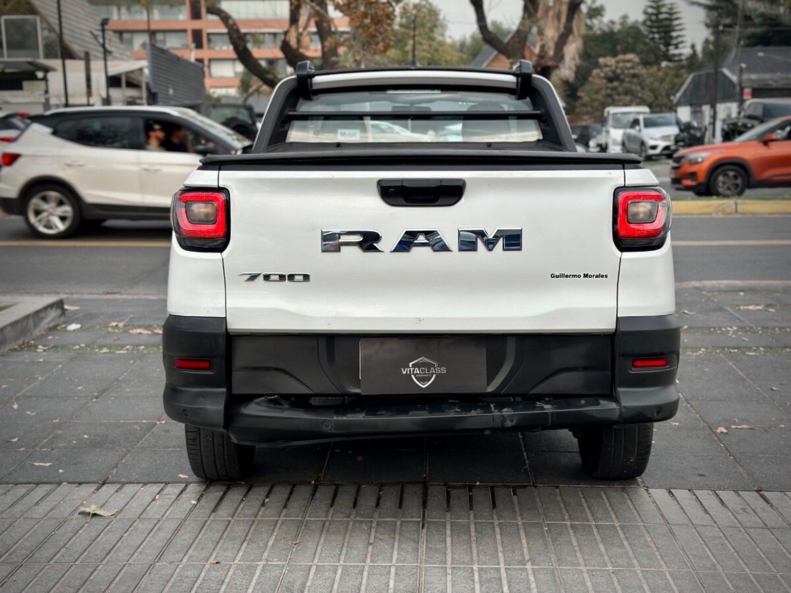 RAM 700 SLT 2024 - Imagen 5 de 10
