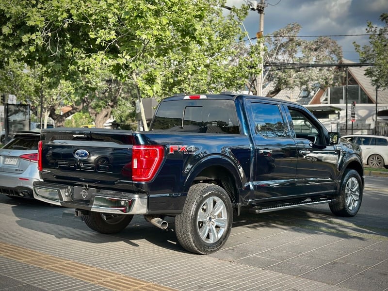 Ford F-150 XLT 4X4 2022 - Imagen 6 de 10