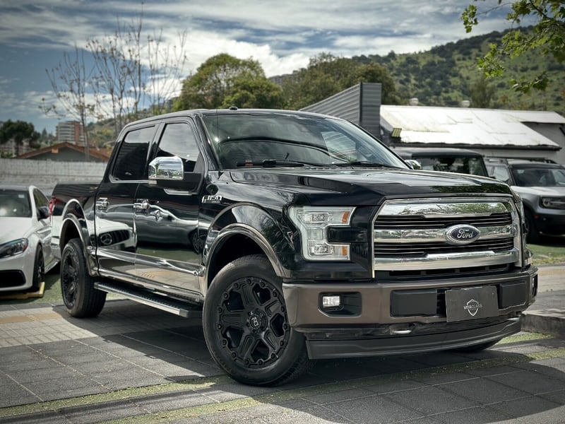 Ford F-150 LARIAT LUXURY 2018 - Imagen 3 de 10
