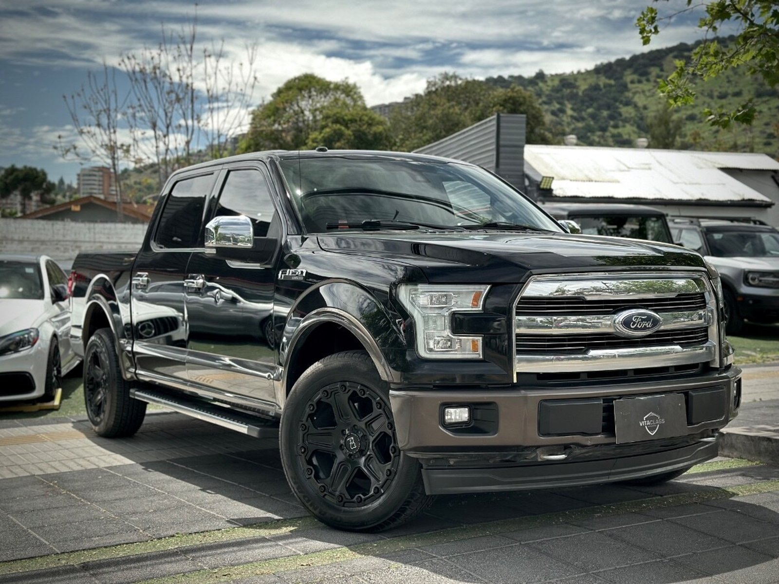 Ford F-150 LARIAT LUXURY 2018 - Foto 3 de 10