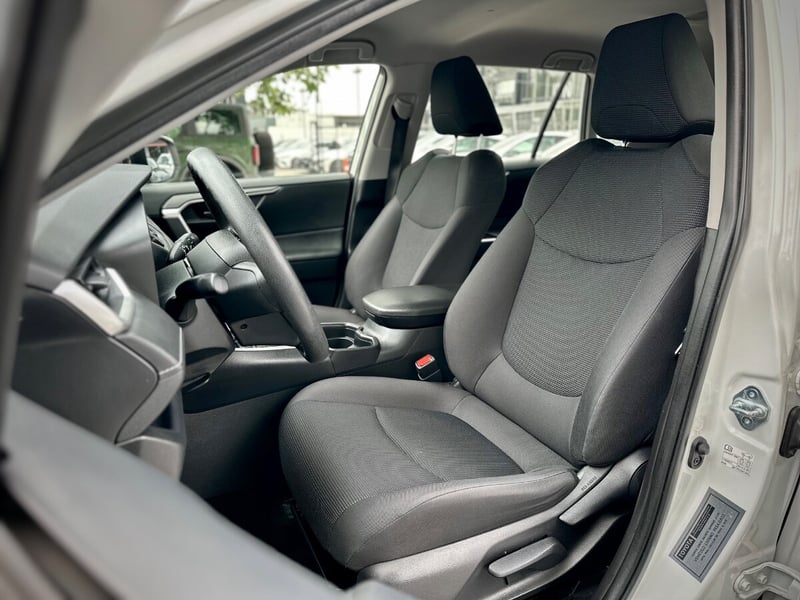 Toyota RAV 4 LE 2022 - Imagen 9 de 10