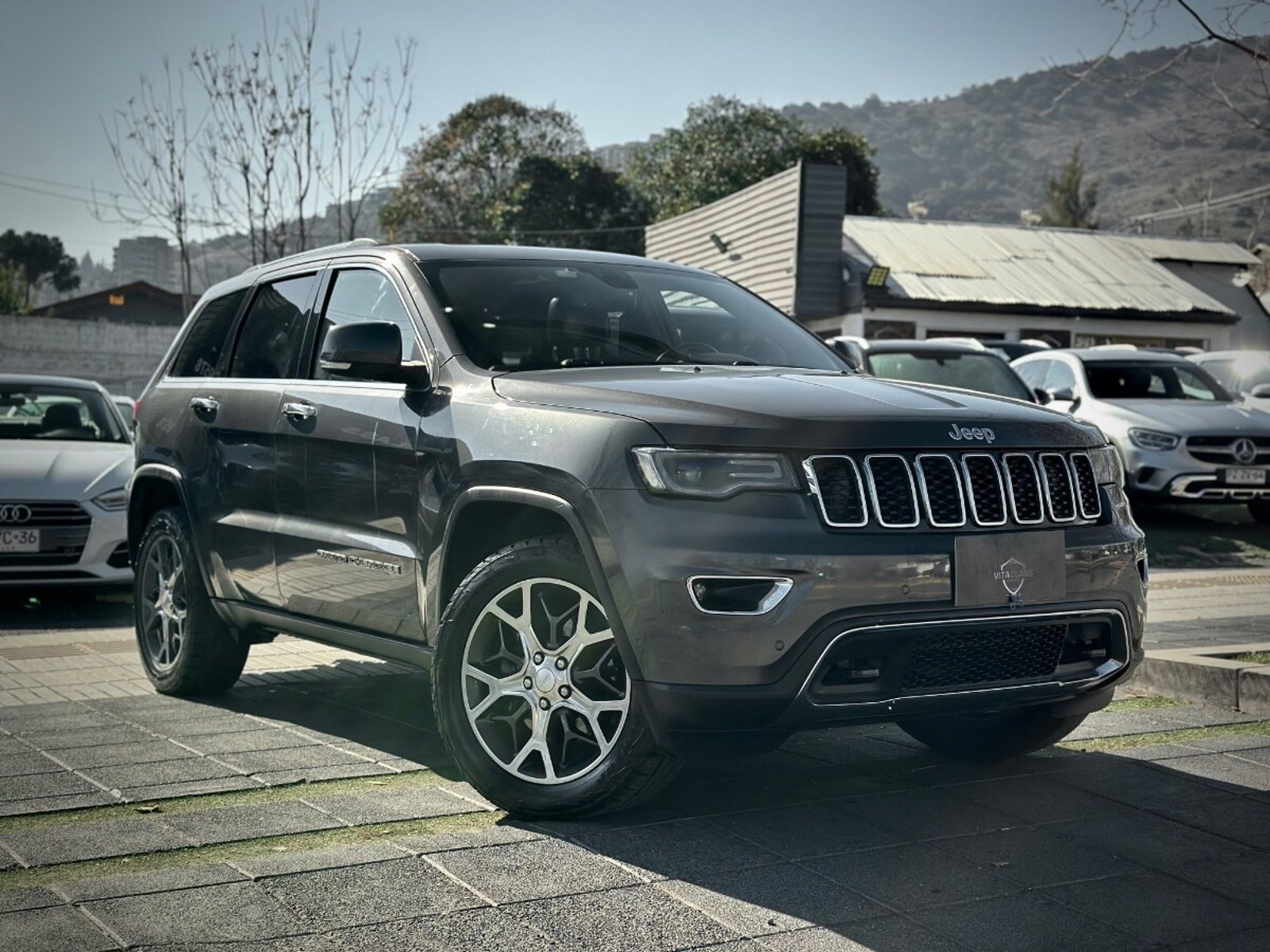 Jeep GRAND CHEROKEE LIMITED 2021 - Imagen 3 de 10