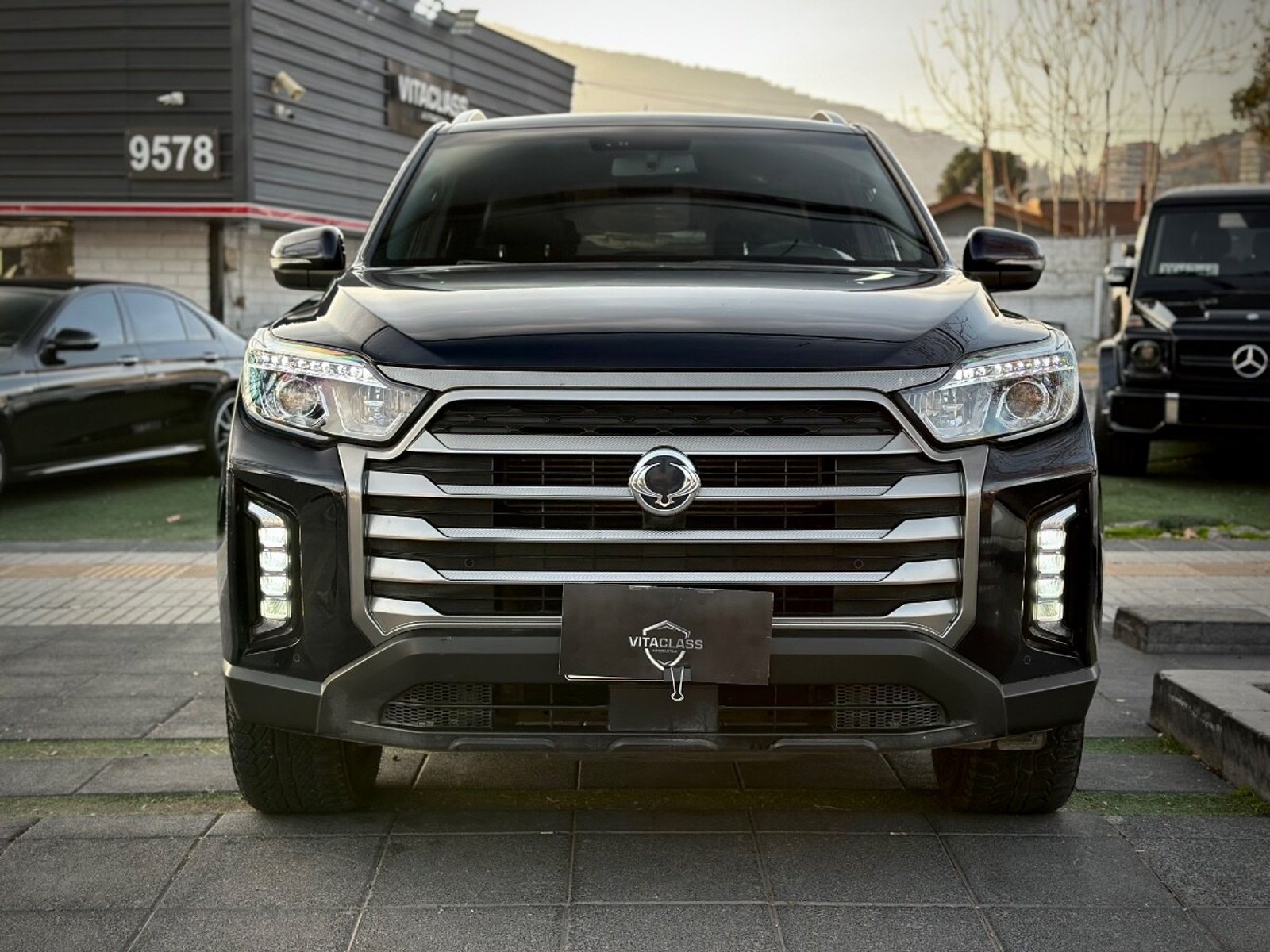 SsangYong MUSSO GRAND LIMITED PLUS 2022 - Foto 2 de 10