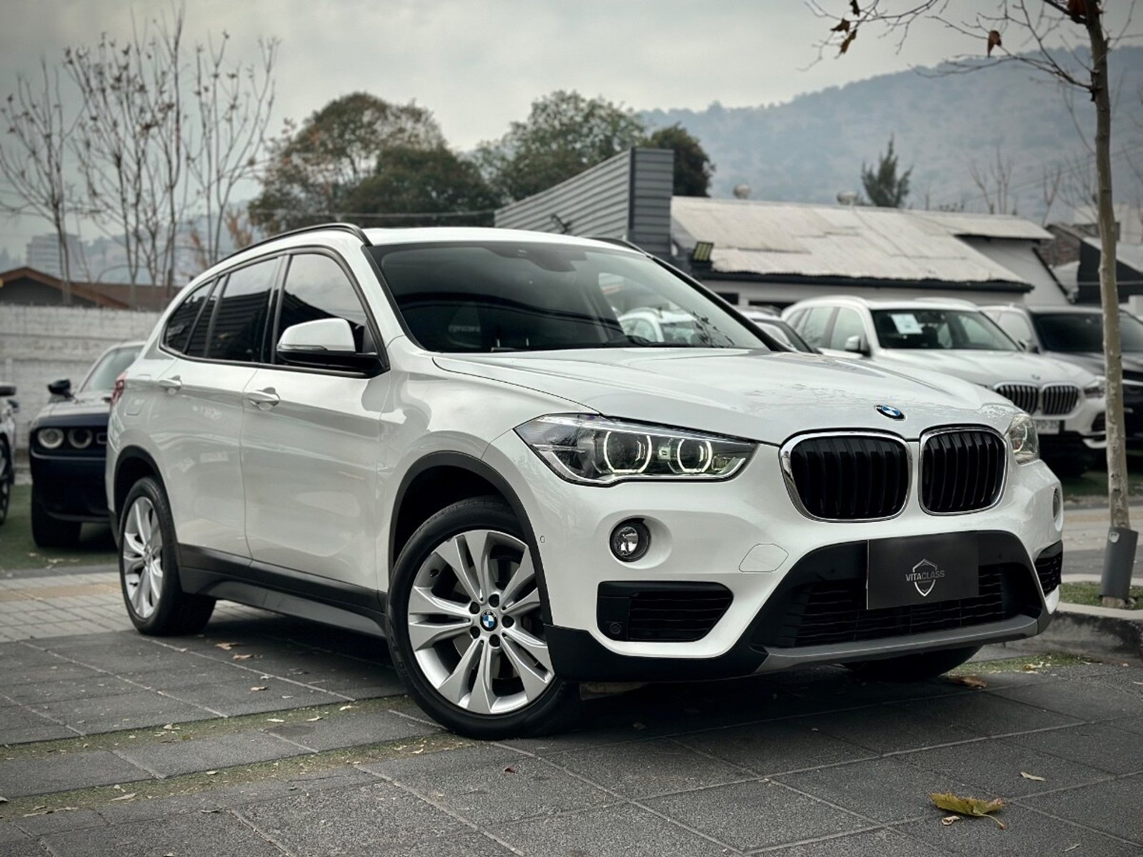 BMW X1 SDRIVE 20i 2019 - Foto 3 de 10