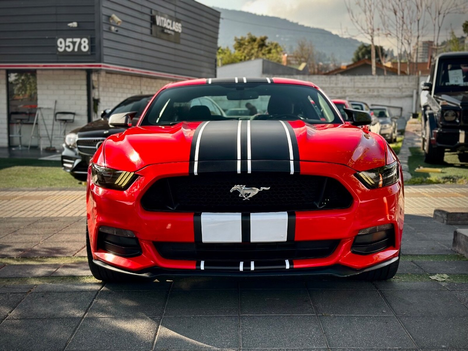 Ford MUSTANG 3.7 V6 2015 - Foto 2 de 10