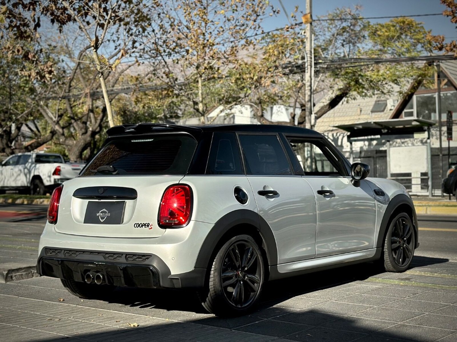 MINI COOPER S LOOK JCW 2022 - Imagen 6 de 9