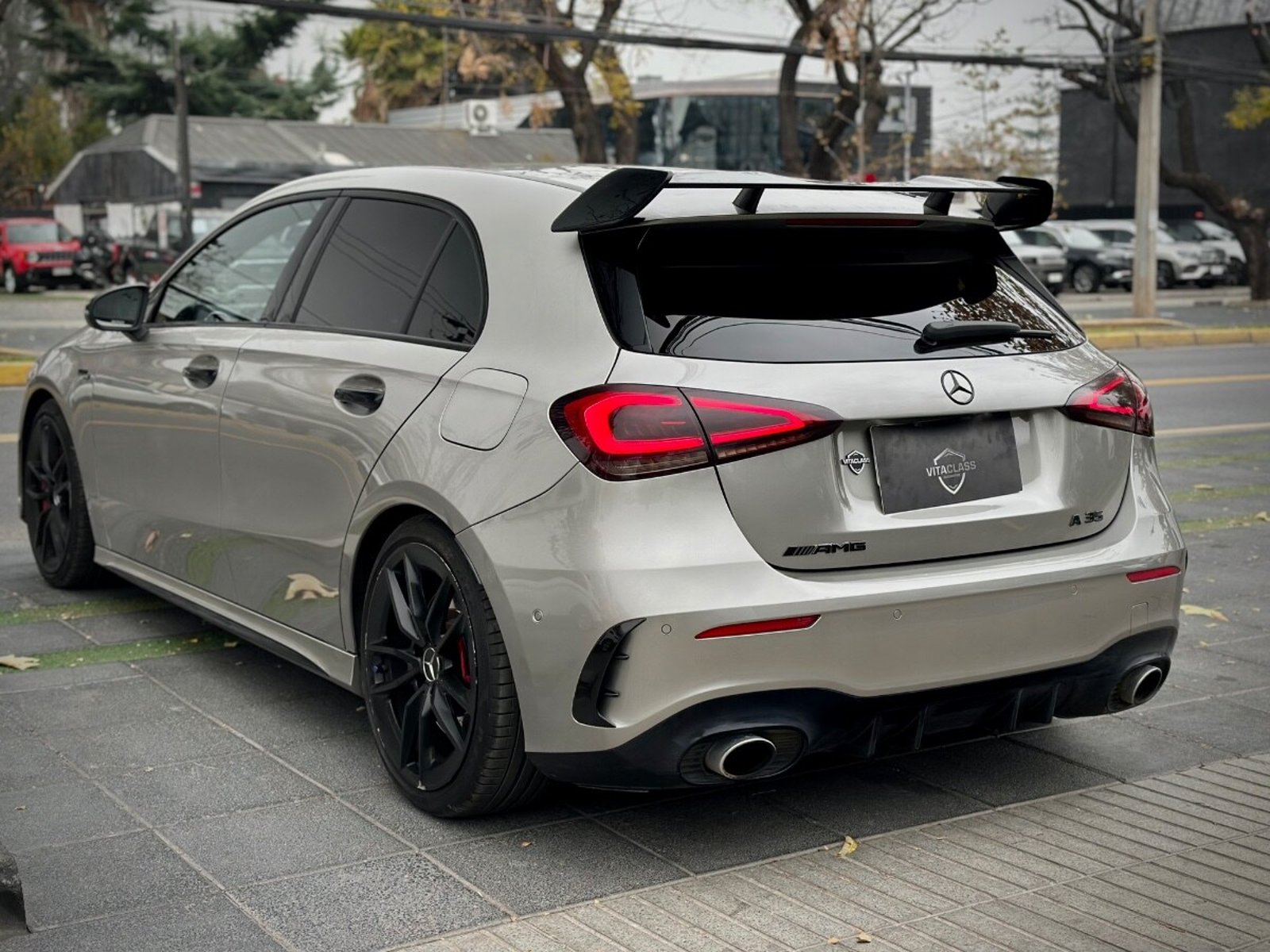 Mercedes-Benz A35 AMG 4MATIC 2020 - Foto 4 de 10