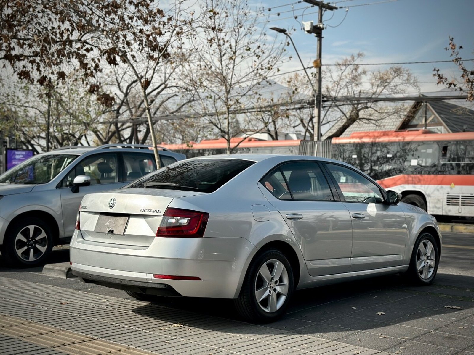 SKODA OCTAVIA AMBIENTE 2019 - Imagen 6 de 10