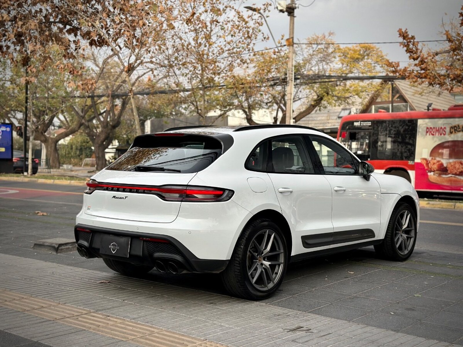 PORSCHE MACAN T 4X4 2025 - Imagen 6 de 10