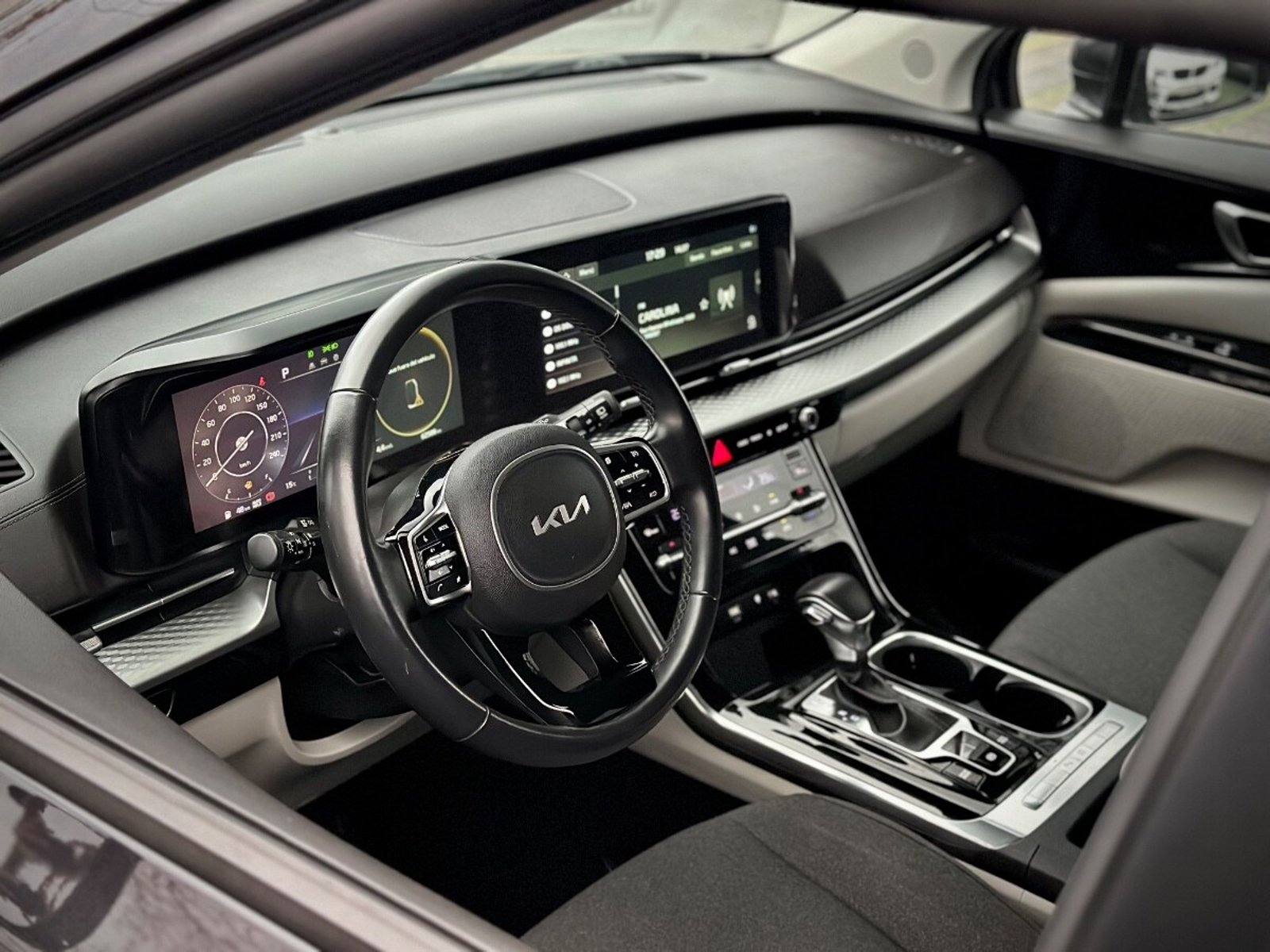 Kia CARNIVAL EX 2022 - Imagen 7 de 10