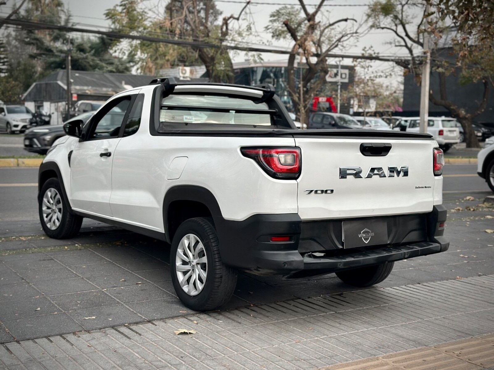 RAM 700 SLT 2024 - Imagen 4 de 10