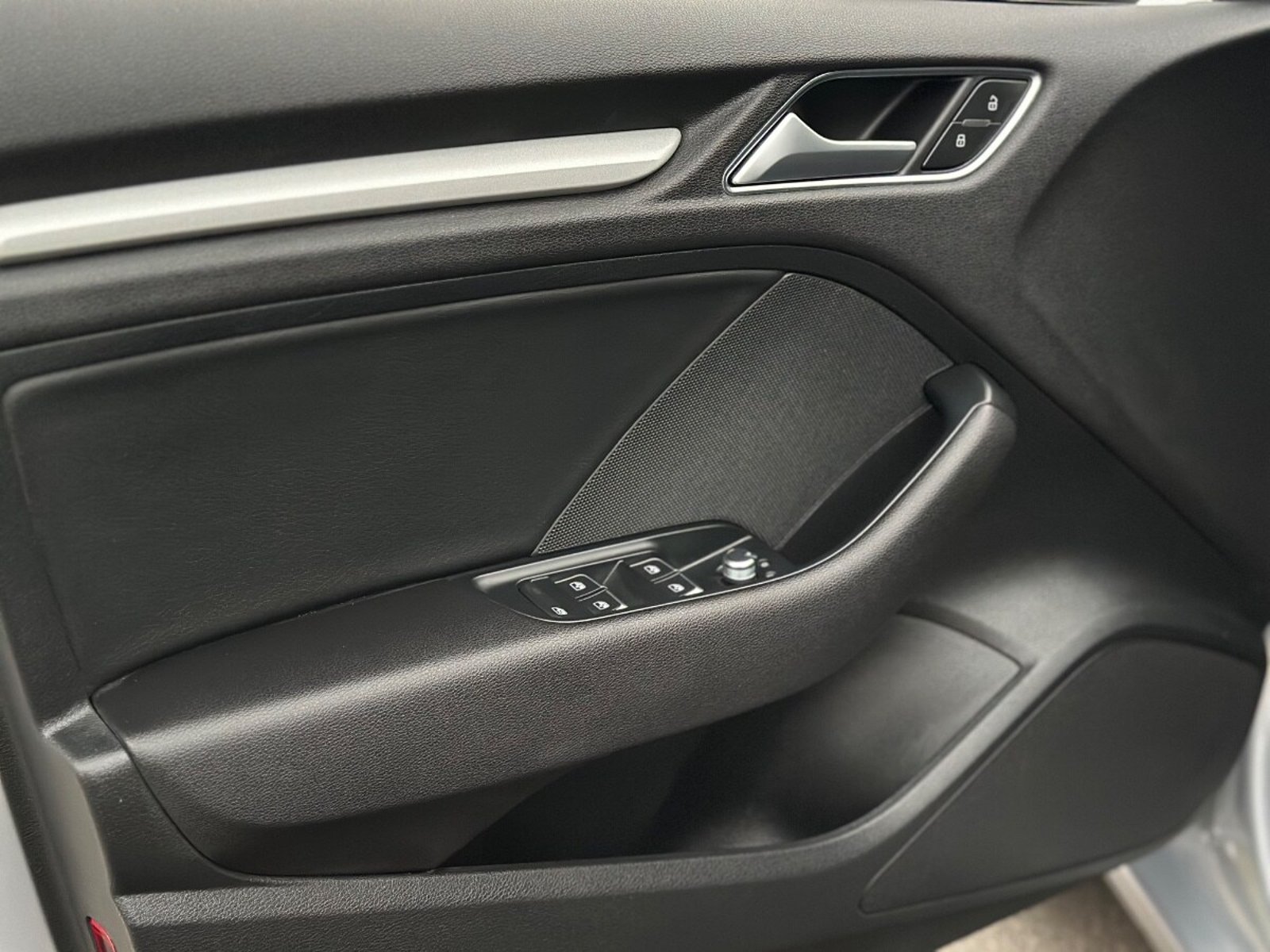 AUDI A3 SEDAN 2021 - Imagen 8 de 10