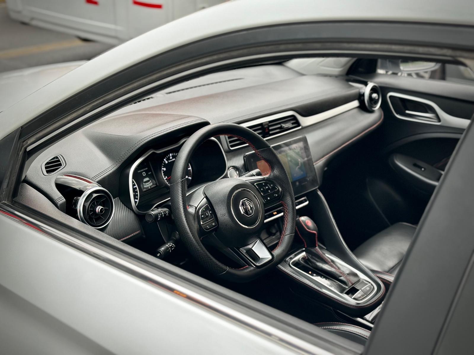 MG ZX DLX 2022 - Imagen 8 de 9