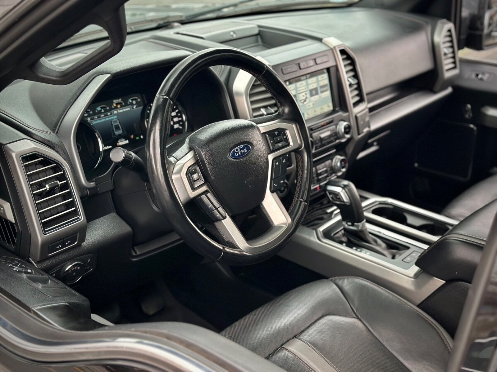 FORD F-150 PLATINUM 2019 - Imagen 7 de 10