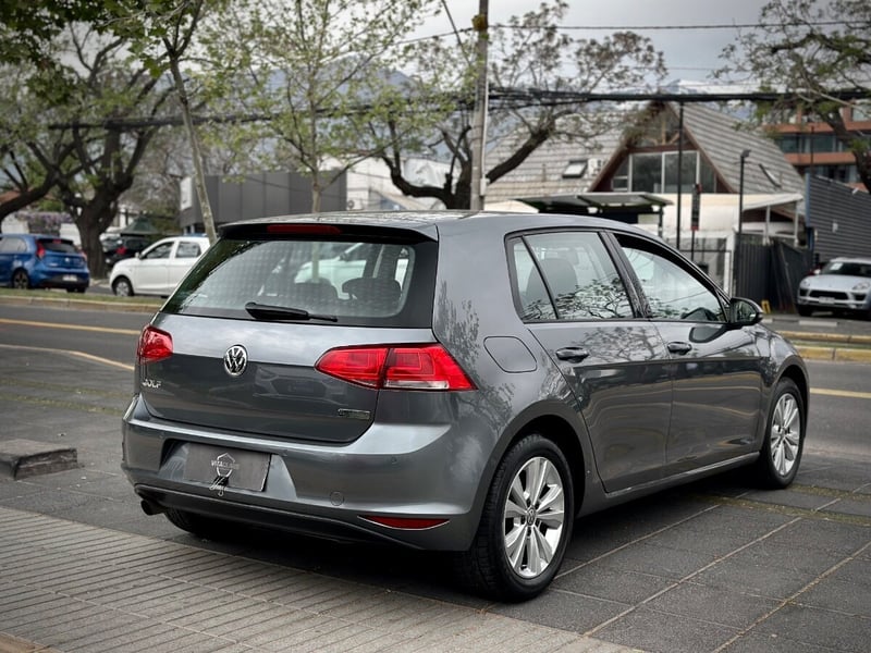 Volkswagen GOLF 1.4T 2016 - Imagen 6 de 10