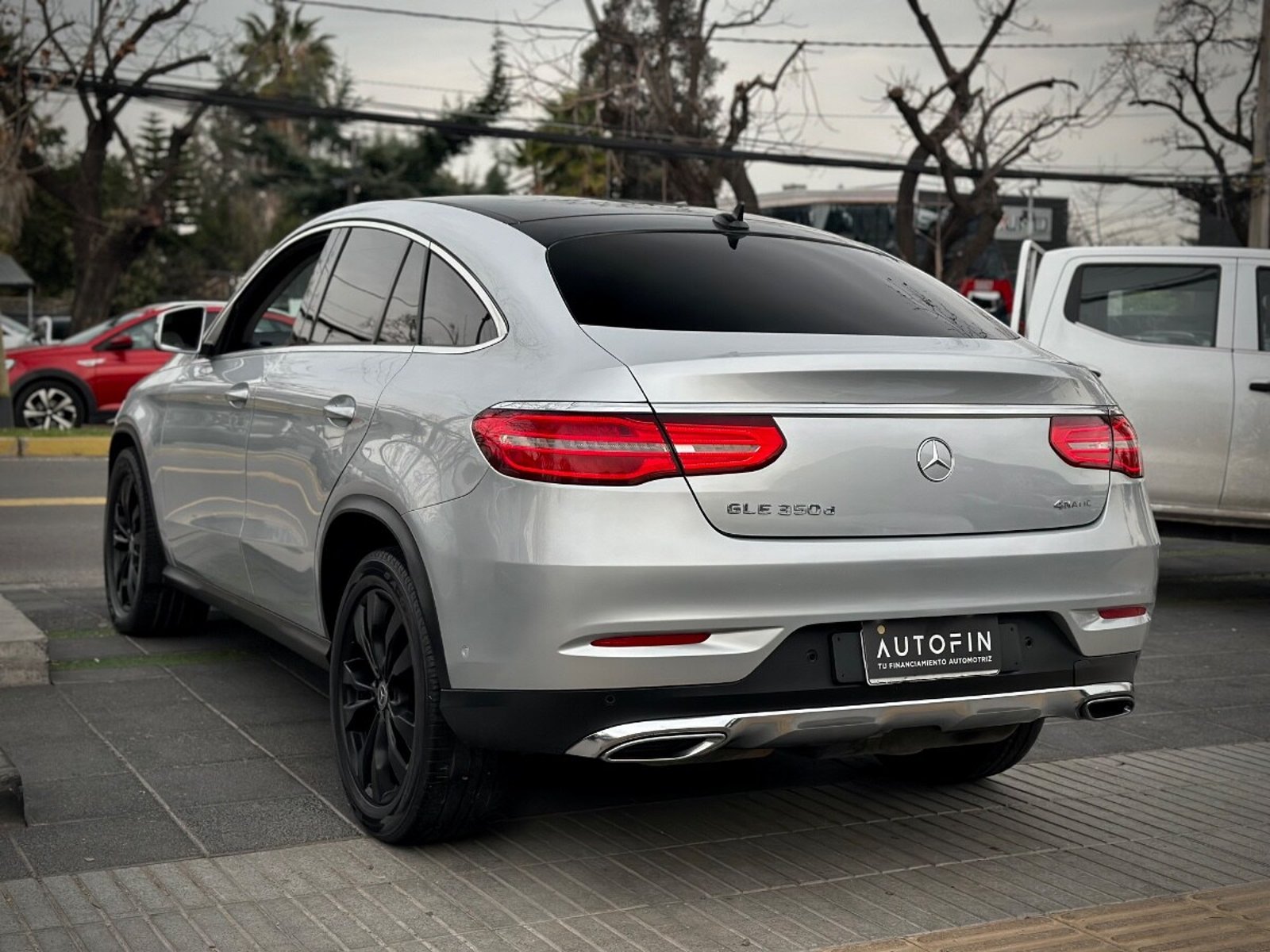 Mercedes-Benz GLE 350D COUPE 2018 - Imagen 4 de 10
