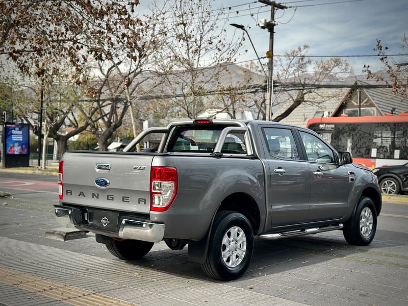 Ford RANGER XLT 2018 - Imagen 6 de 10