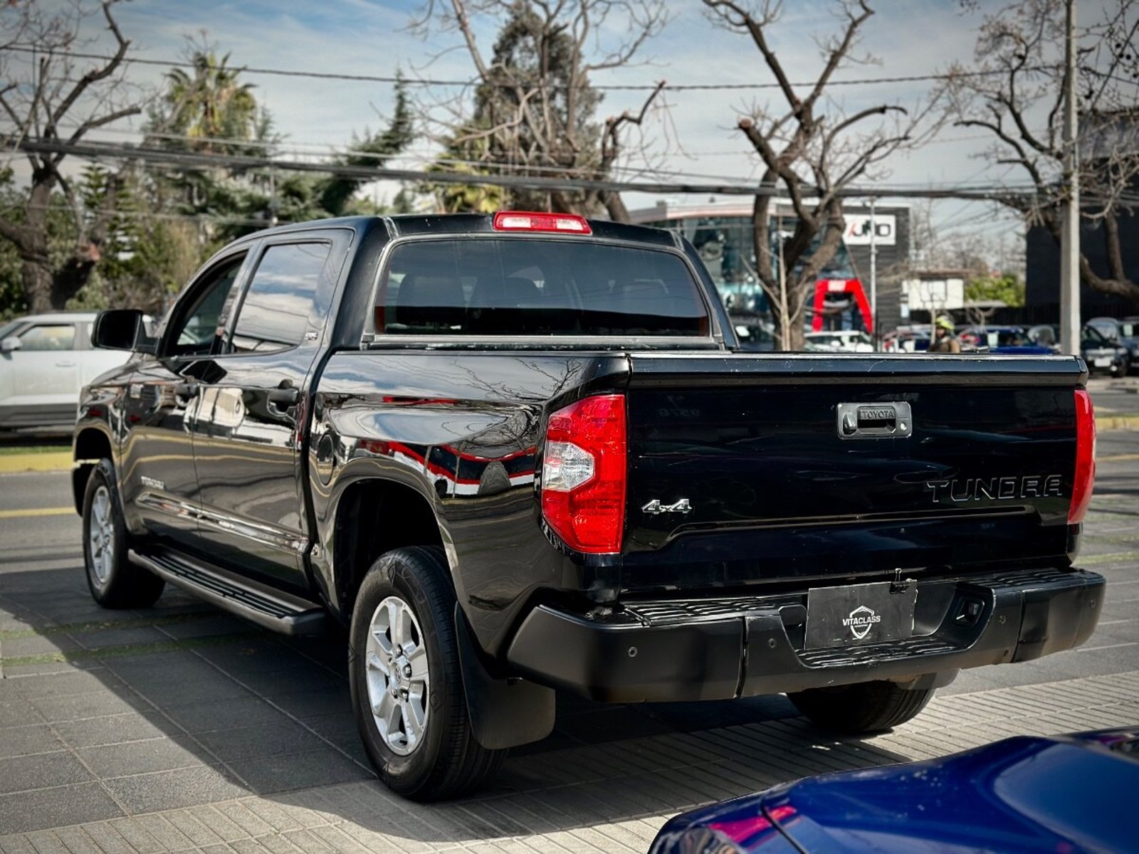 Toyota TUNDRA SR5 2018 - Imagen 4 de 10