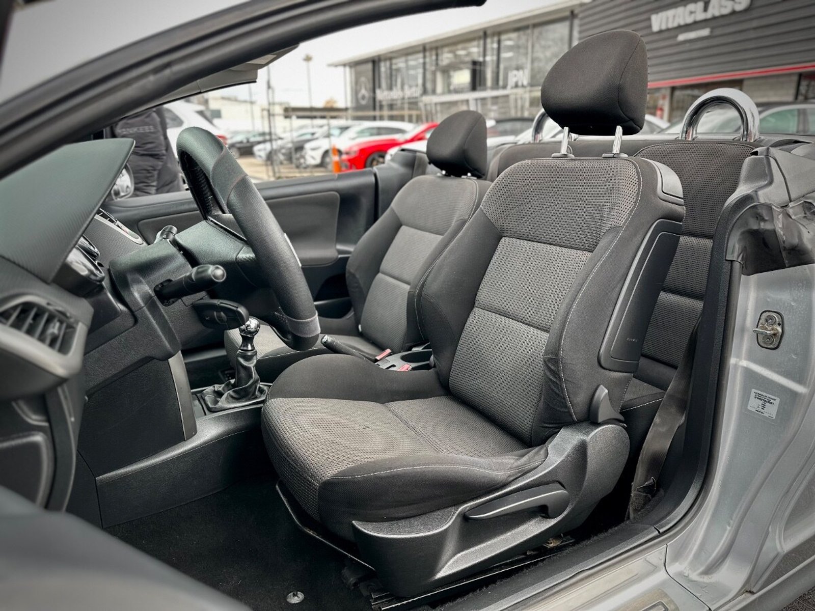 Peugeot 207 cc 2011 - Imagen 9 de 10