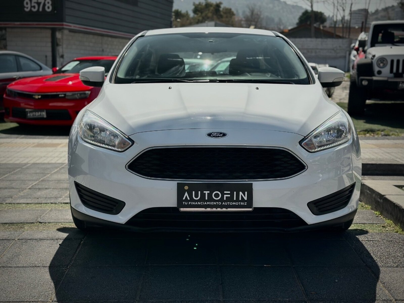 Ford FOCUS SE 2015 - Foto 2 de 10