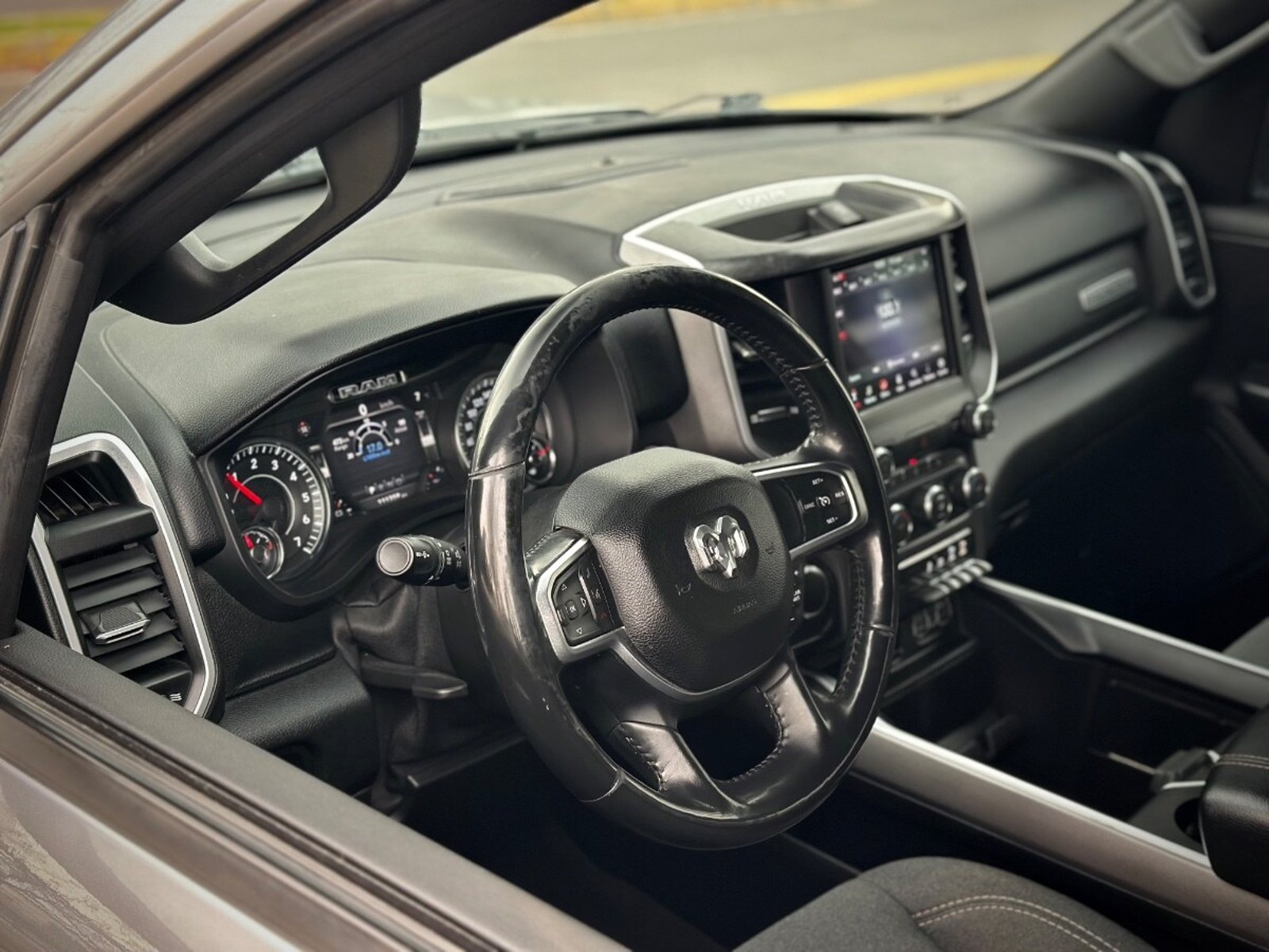 RAM 1500 BIGHORN 2021 - Imagen 7 de 10