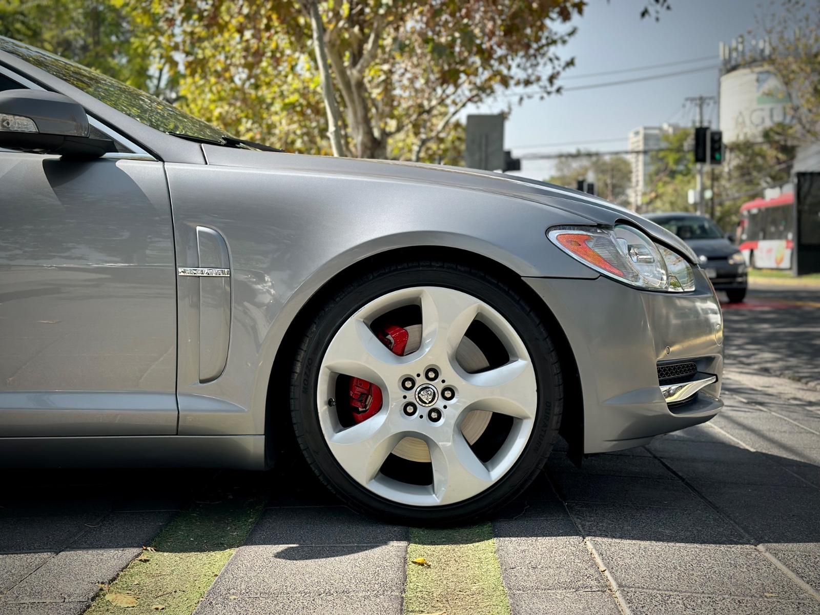 JAGUAR XF SV8 2009 - Imagen 4 de 10