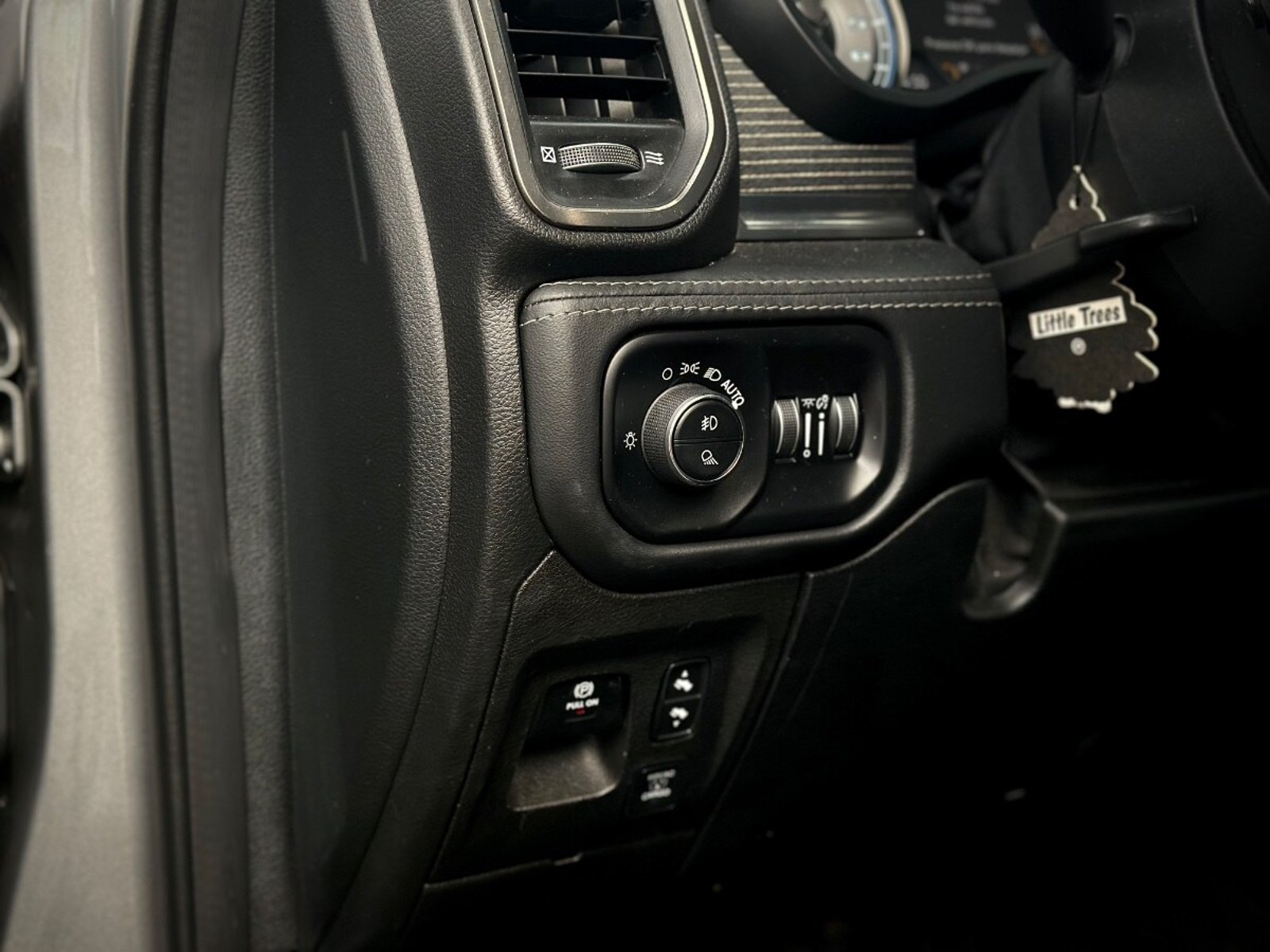 RAM 1500 LIMITED 2021 - Imagen 9 de 10