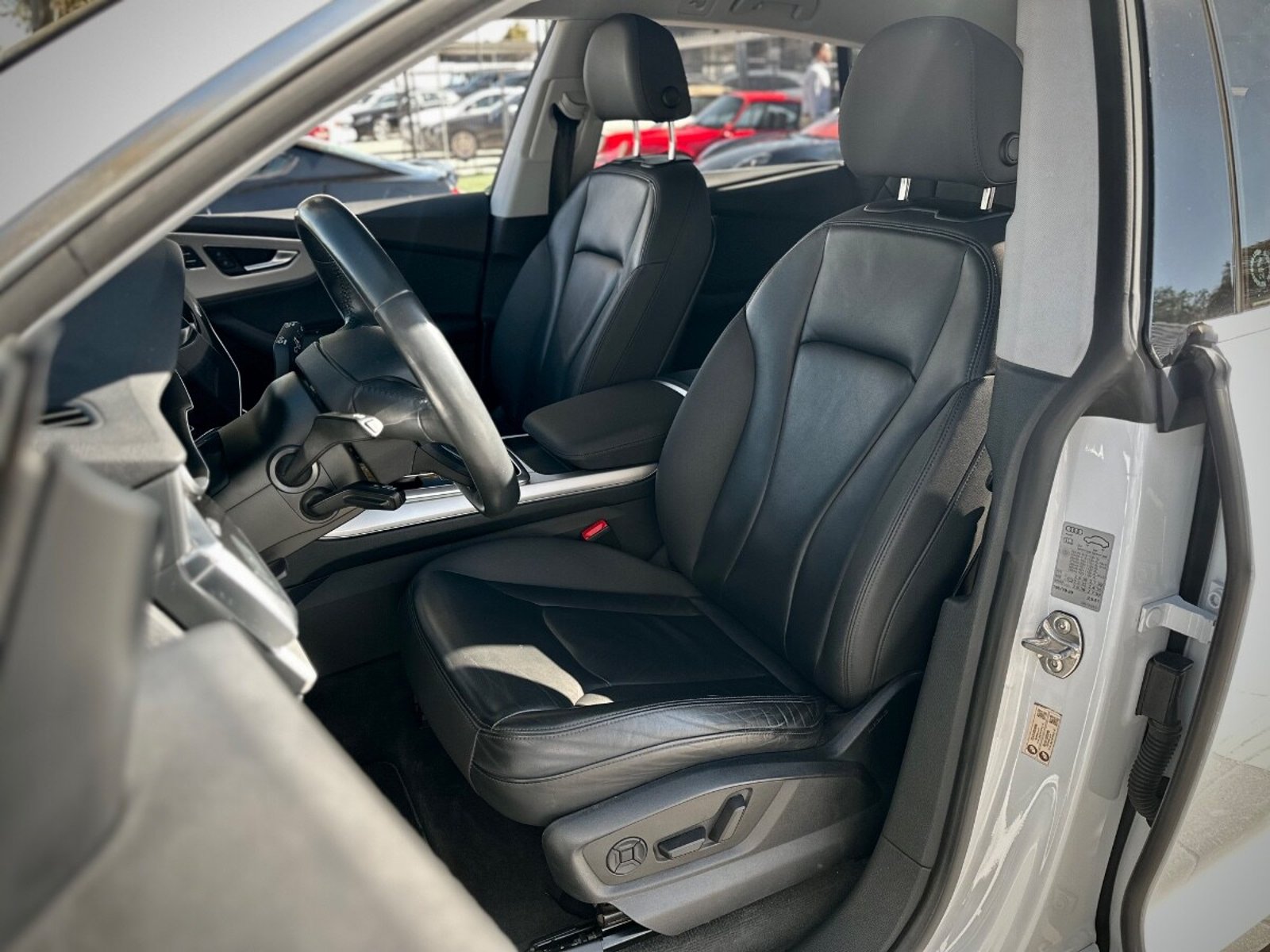 AUDI Q8 55 TFSI 2021 - Imagen 9 de 9