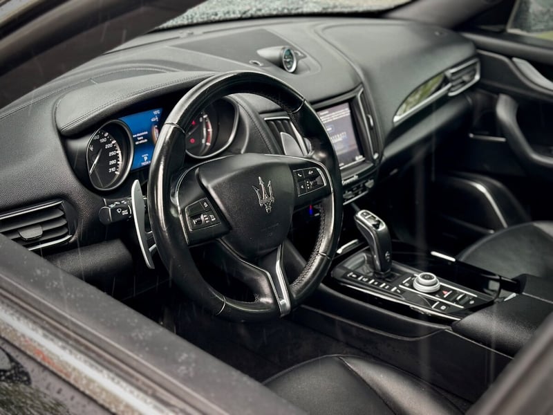 Maserati LEVANTE OTTO 4X4 2019 - Imagen 7 de 10