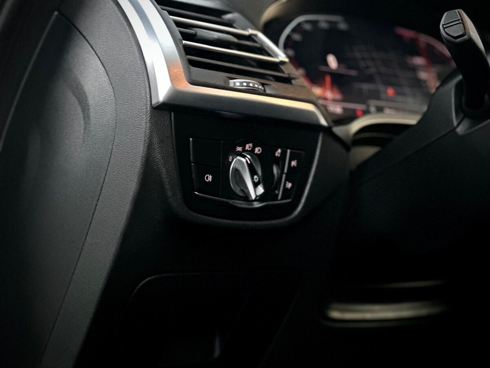 BMW X3 sDRIVE 20i 2023 - Imagen 8 de 10