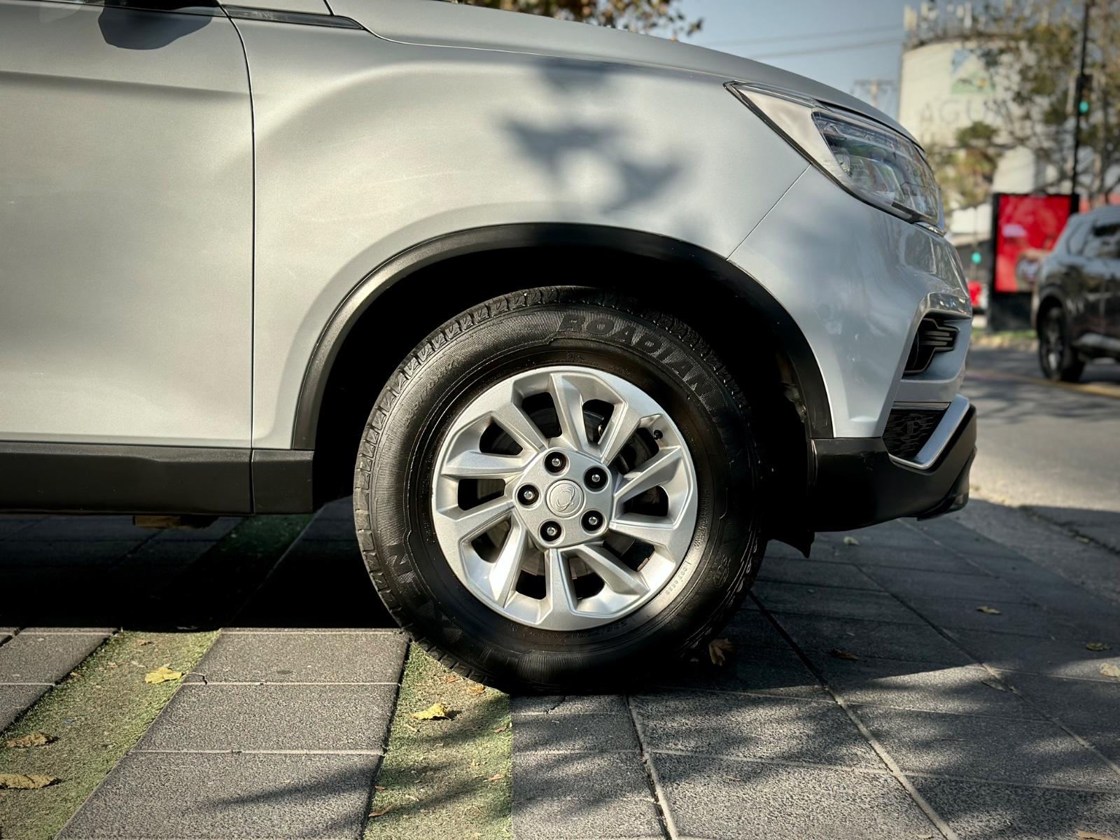 SsangYong REXTON STD 2020 - Foto 4 de 10