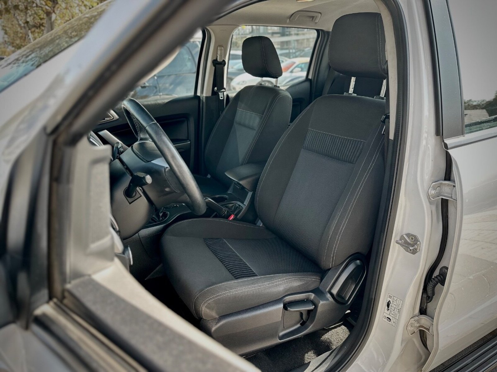 FORD RANGER XLT 4X2 2023 - Imagen 9 de 10