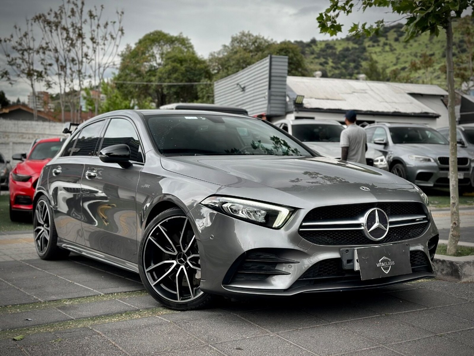 Mercedes-Benz A35 AMG 4MATIC 2023 - Foto 3 de 10