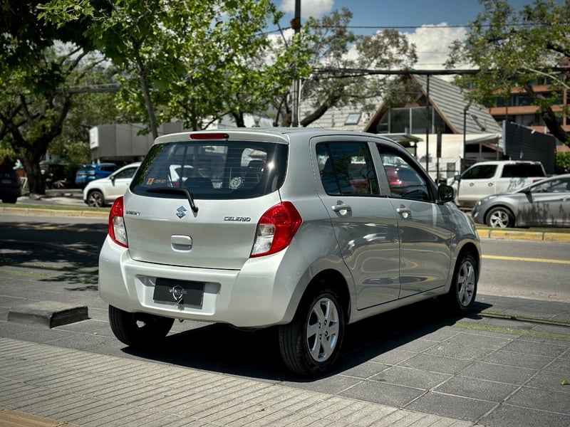 Suzuki CELERIO GLX 2017 - Imagen 6 de 10