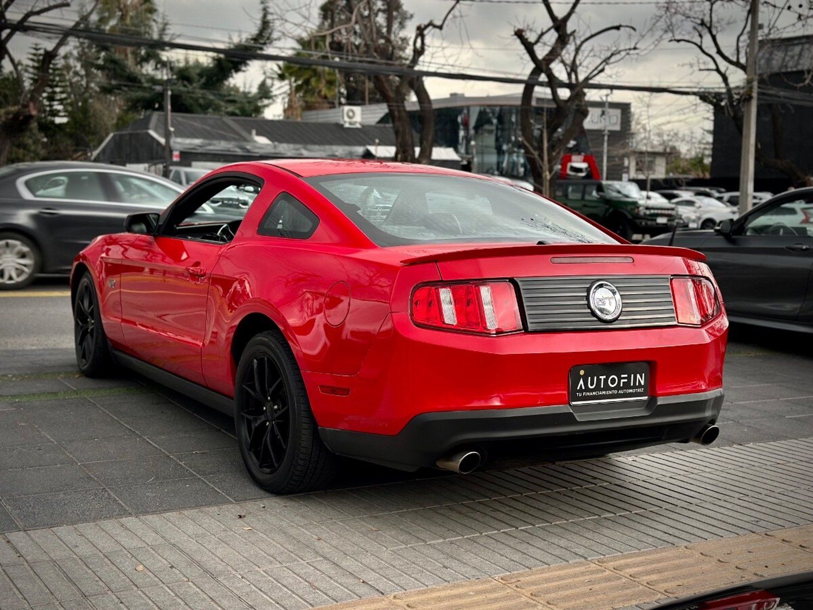 Ford MUSTANG GT 2010 - Imagen 4 de 10