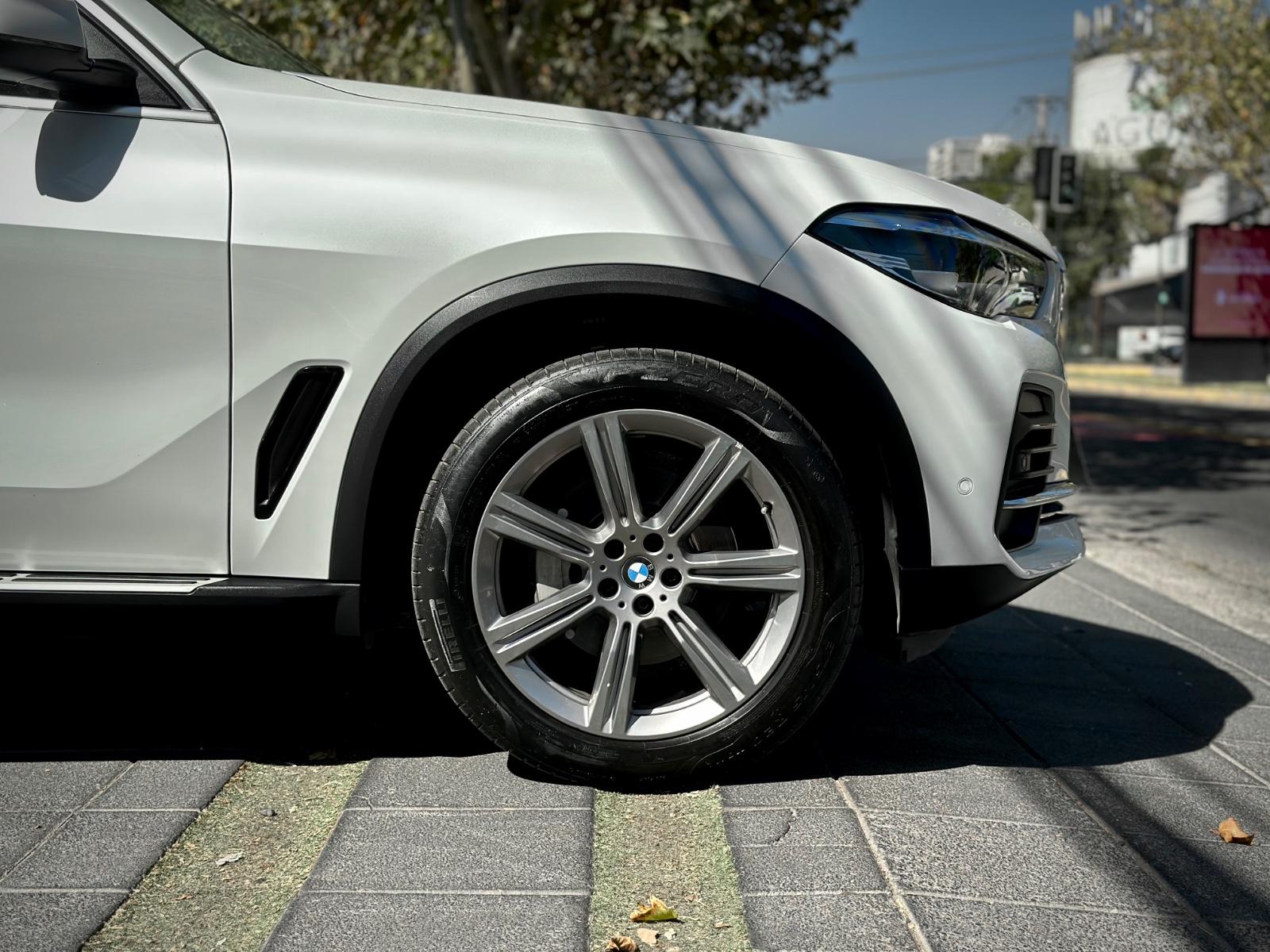 BMW X5 XDRIVE 40i 2023 - Imagen 4 de 10