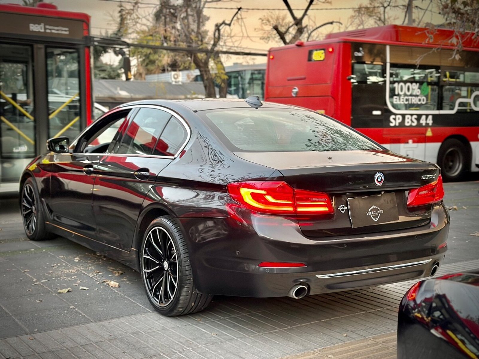 BMW 530 d 2019 - Foto 4 de 9