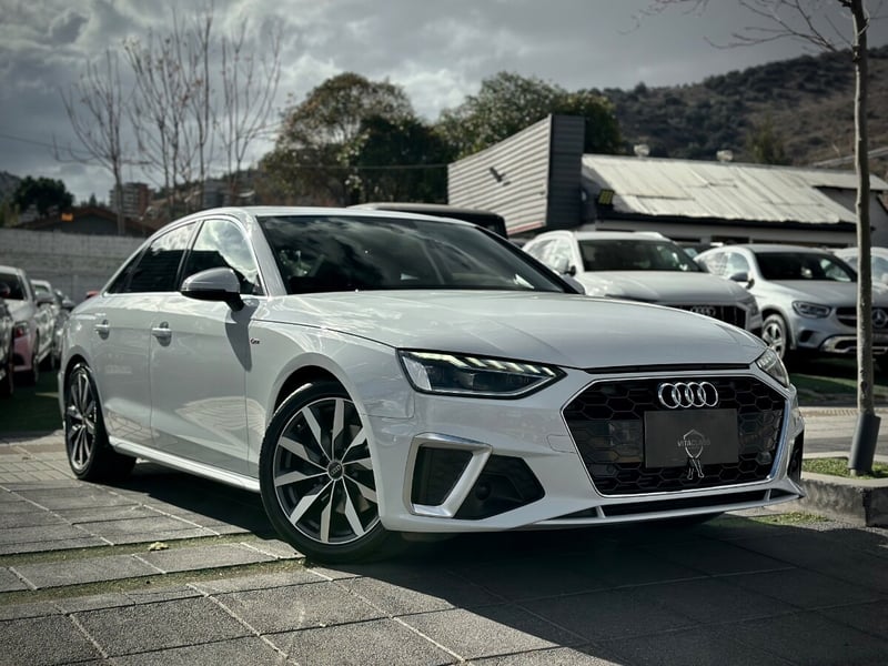 Audi A4 S LINE 2023 - Imagen 3 de 10