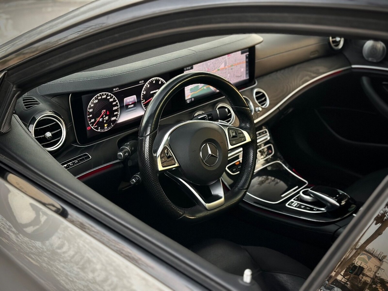 MERCEDES-BENZ E 43 AMG 2017 - Imagen 9 de 10