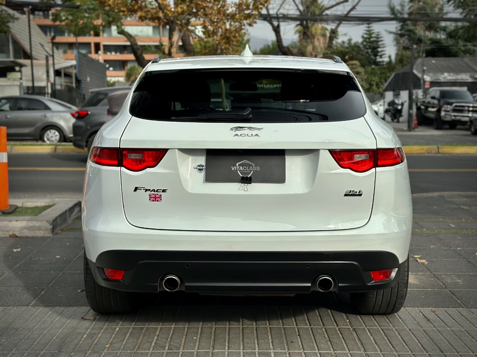 JAGUAR F-PACE R-SPORT 2017 - Imagen 5 de 9