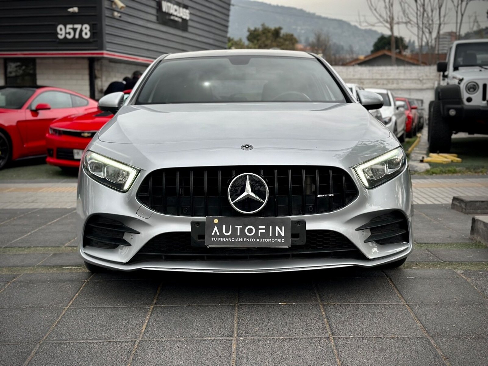 Mercedes-Benz A250 AMG LINE 2.0 2020 - Foto 2 de 10