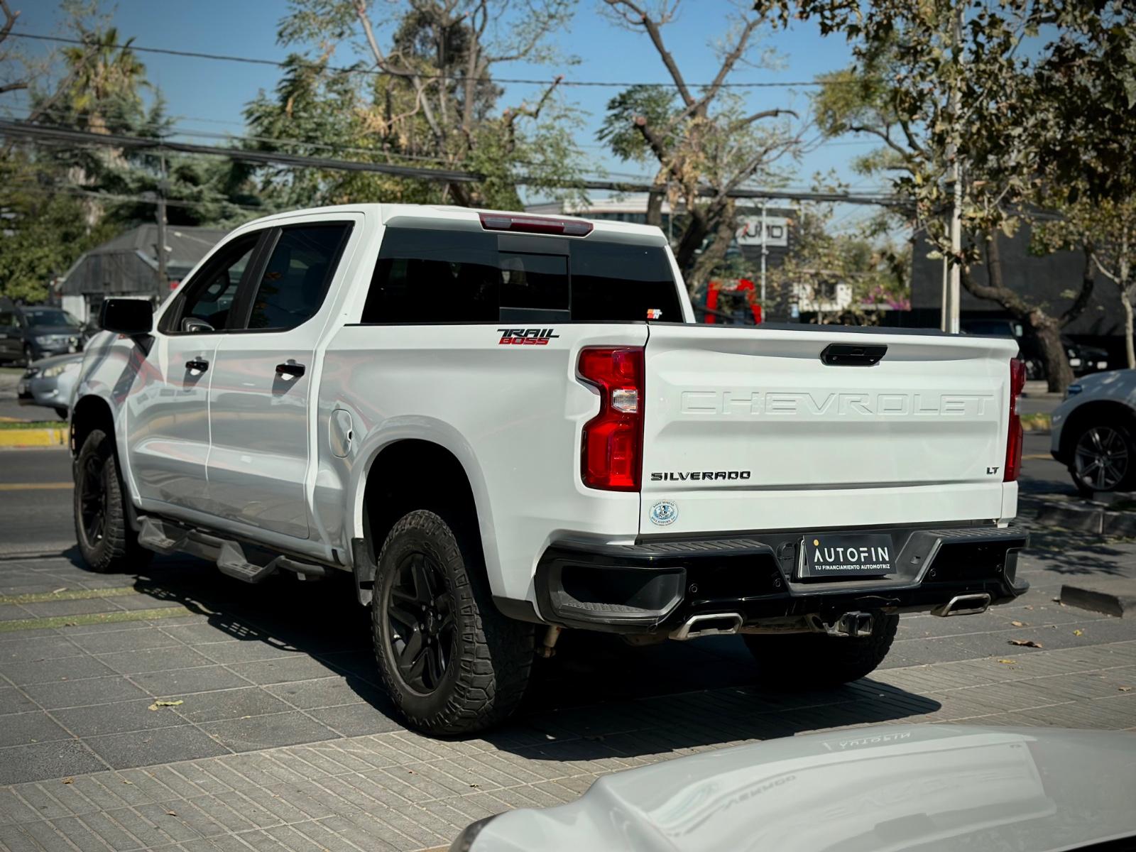 Chevrolet SILVERADO LT Z71 TRAIL BOSS 2021 - Imagen 7 de 10