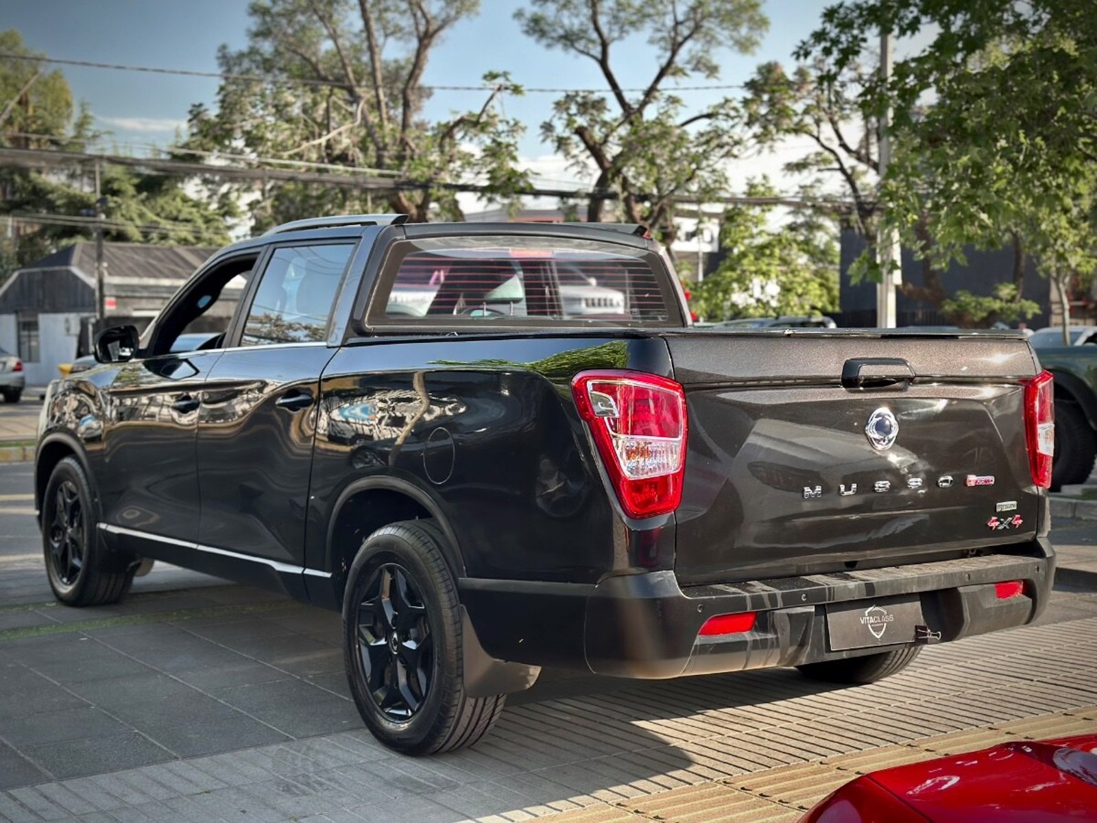 SsangYong MUSSO GRAND 2.2D LIMITED 2023 - Foto 4 de 10