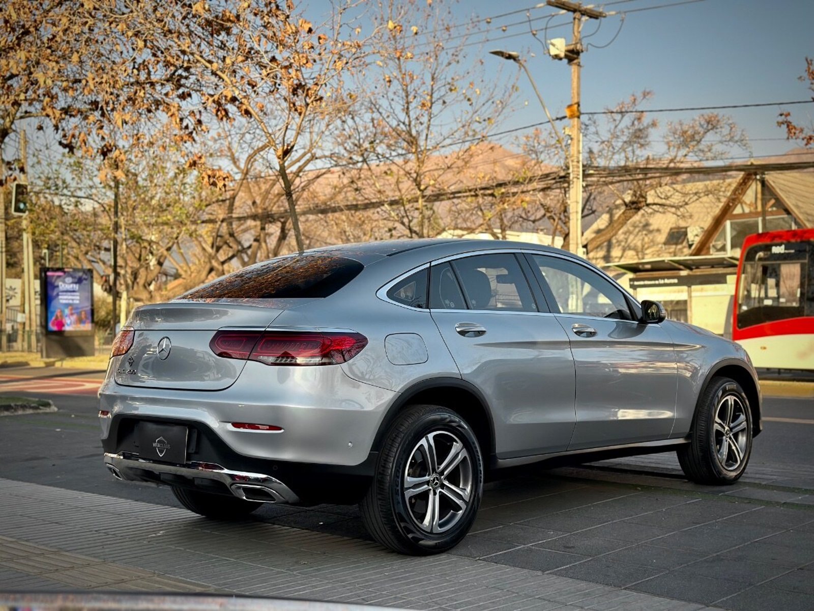 Mercedes-Benz GLC 200 COUPE 2022 - Imagen 6 de 10