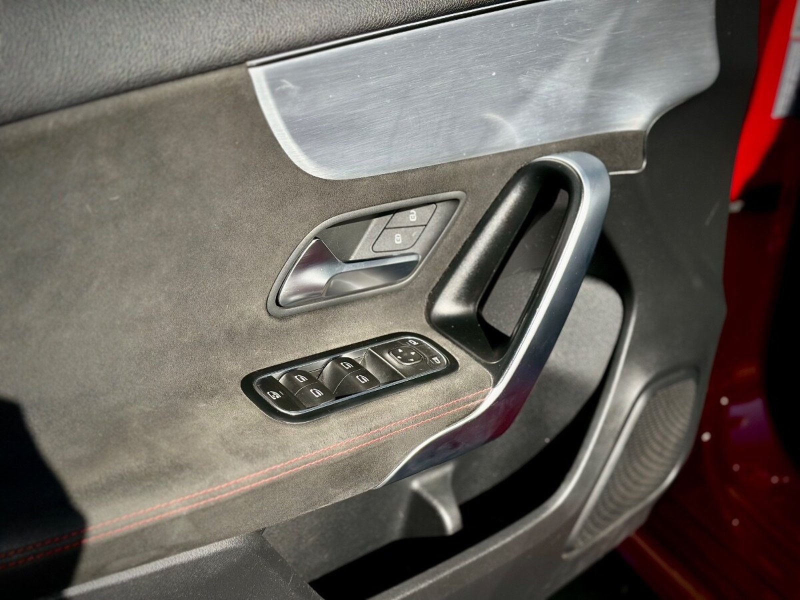 MERCEDES-BENZ A200 AMG LINE 2019 - Imagen 7 de 9