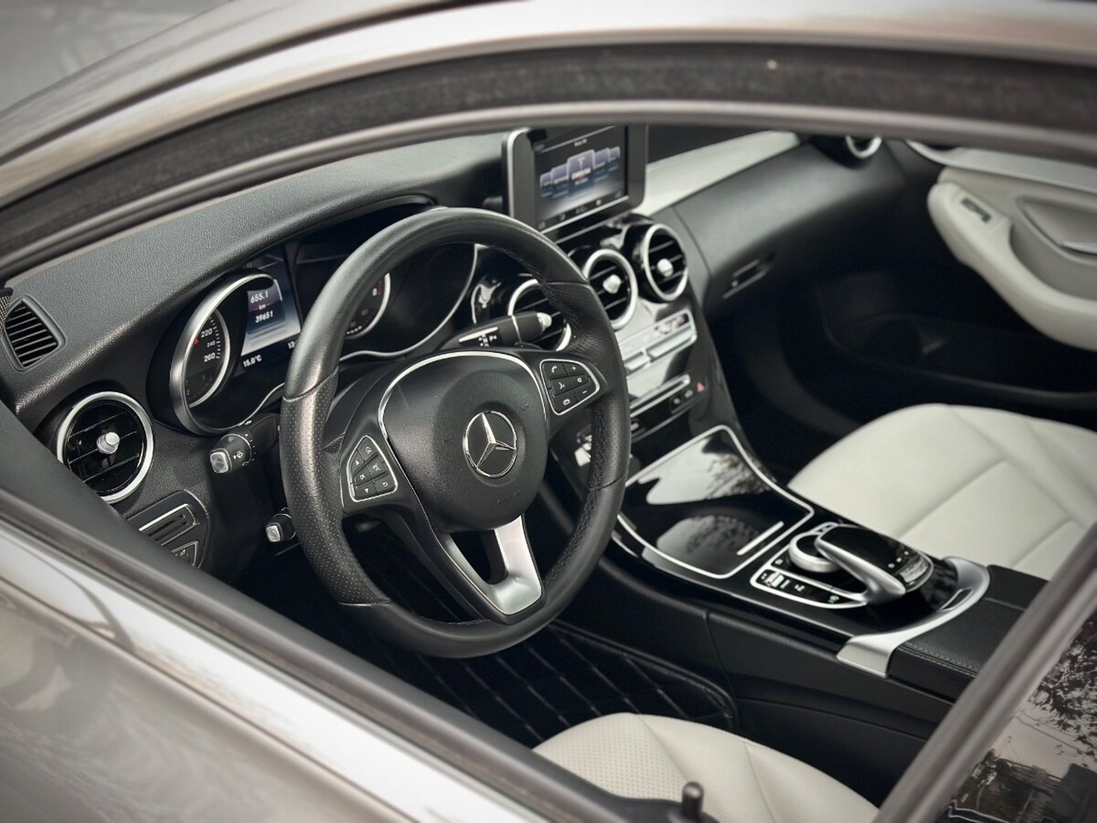 MERCEDES-BENZ C200 AMG LINE 2017 - Imagen 7 de 10