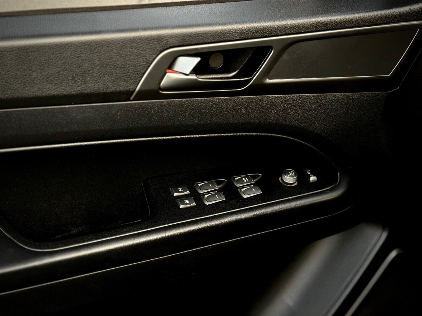 SsangYong MUSSO GRAND LIMITED PLUS 2022 - Imagen 8 de 10