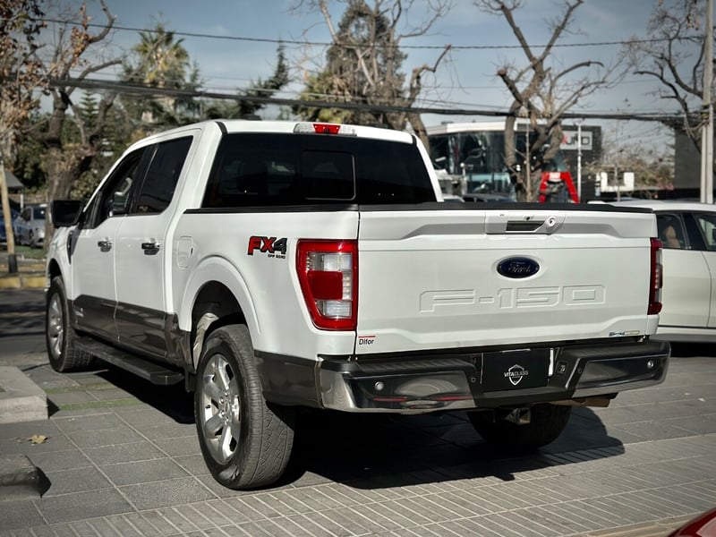 Ford F-150 LARIAT LUXURY 2022 - Imagen 4 de 10