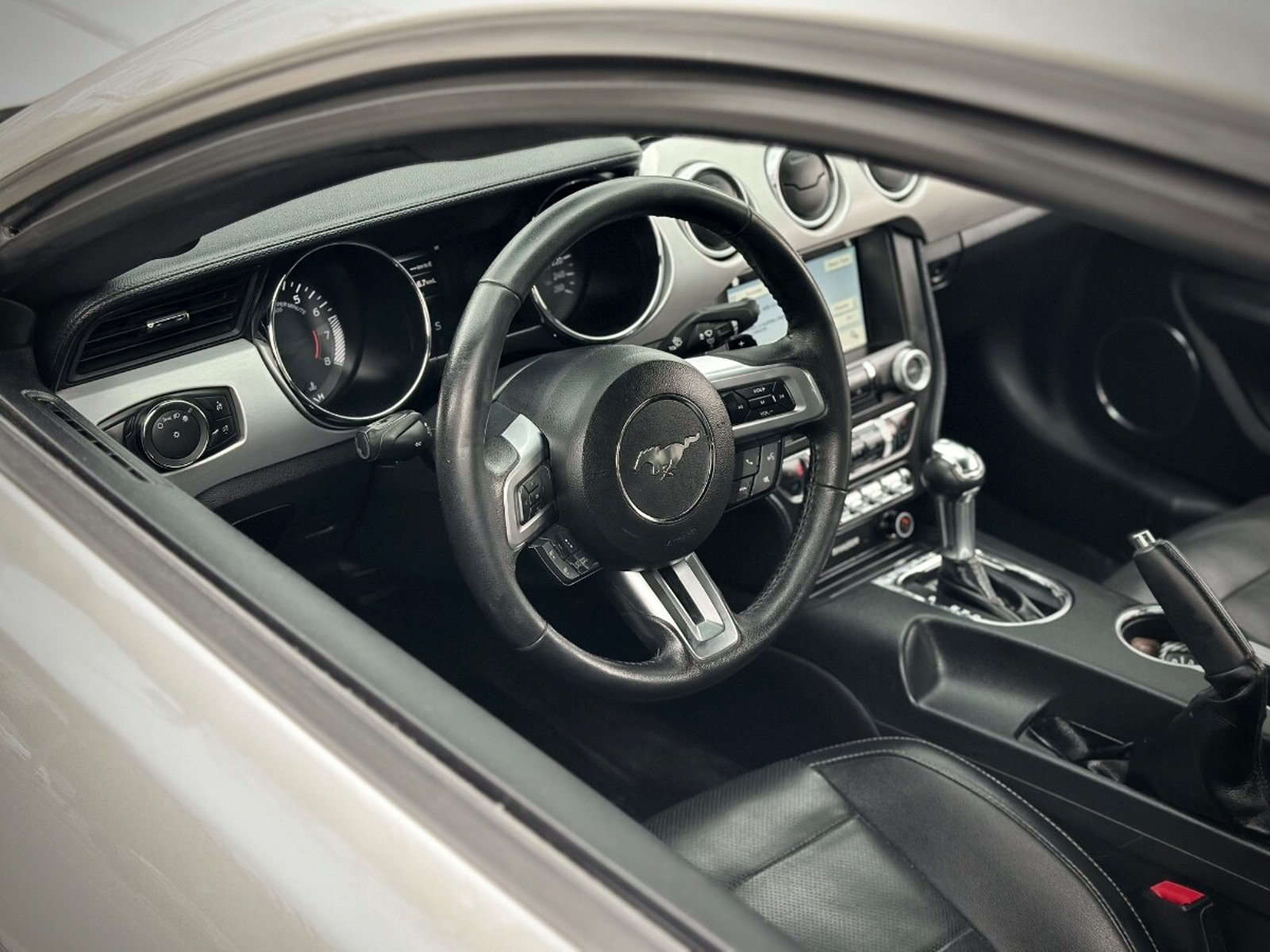 FORD MUSTANG GT 5.0 V8 2018 - Imagen 7 de 10