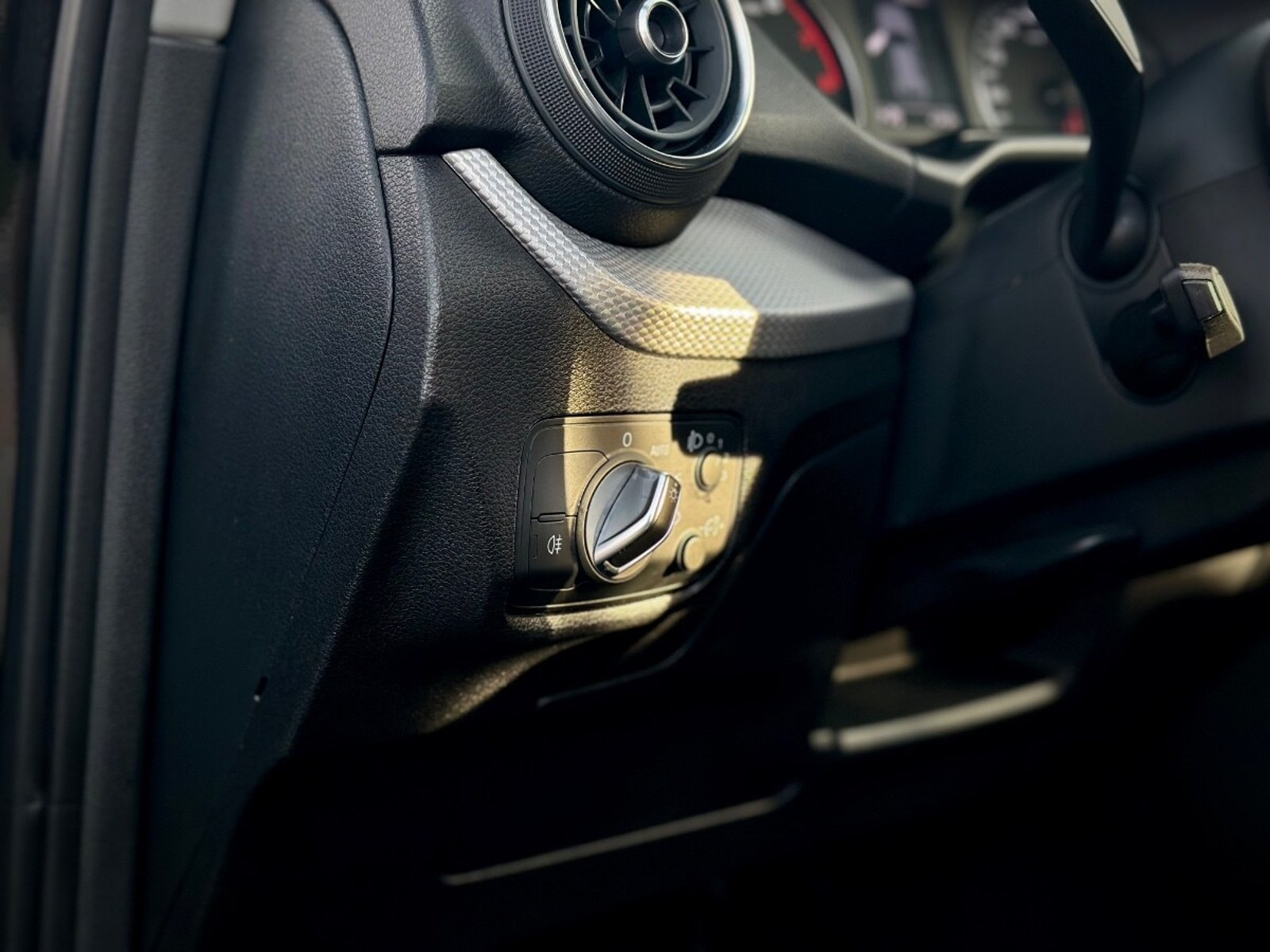 Audi Q2 1.4 TFSI 2020 - Imagen 9 de 10